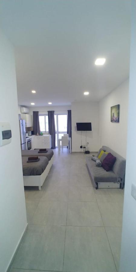 Wonderful Apartments With Shared Jacuzzi And Panorama Rooftop Gzira Екстер'єр фото