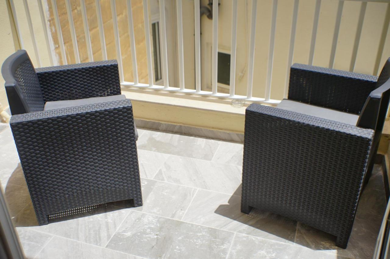 Wonderful Apartments With Shared Jacuzzi And Panorama Rooftop Gzira Екстер'єр фото