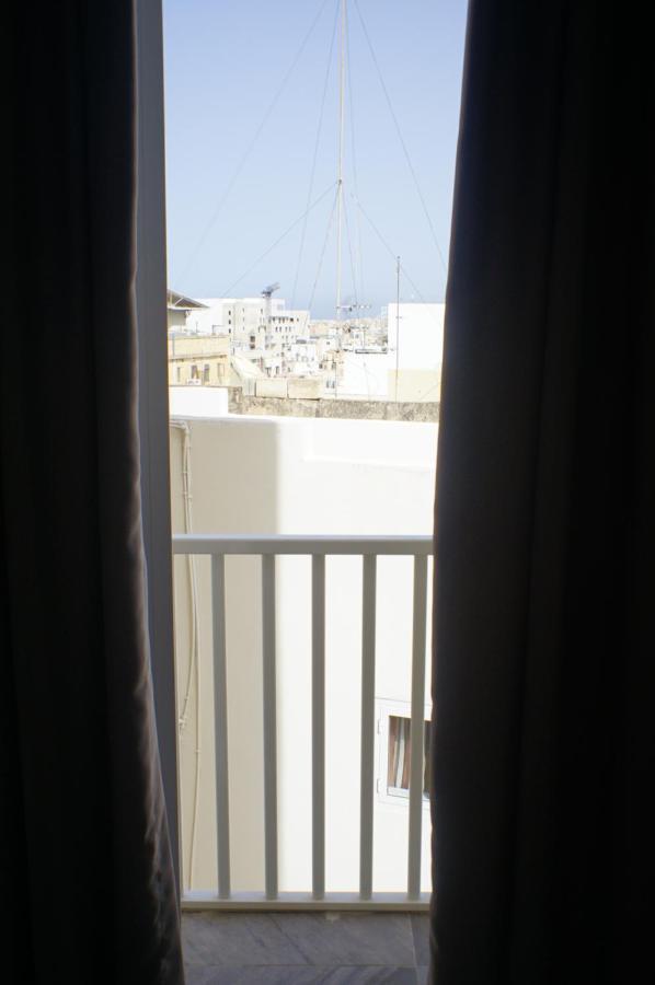 Wonderful Apartments With Shared Jacuzzi And Panorama Rooftop Gzira Екстер'єр фото